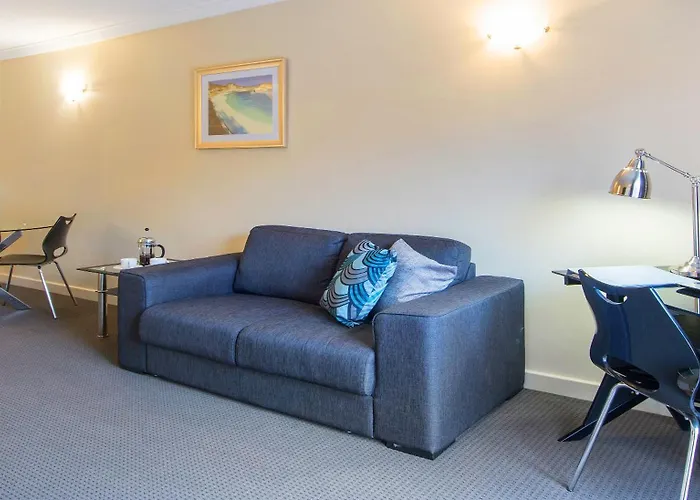 The Peninsula Riverside Serviced Apartments